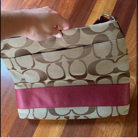 Coach Purse with Raspberry Accents - Picture 6 of 8